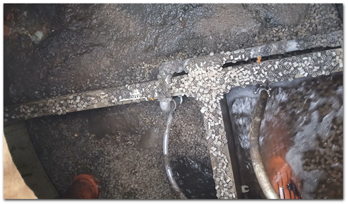 Biokugler fra minirenseanlæg endt i bundfældningstank